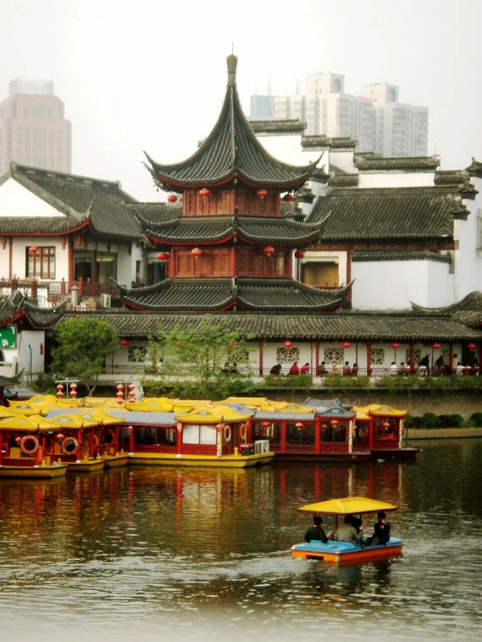 Supporting image 2 for Nanjing: nanjing, confucius-temple, qinhuai in China